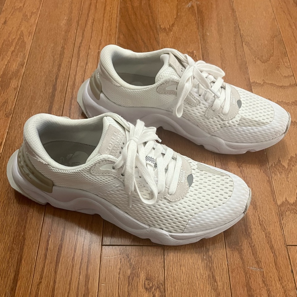 Womens shoes